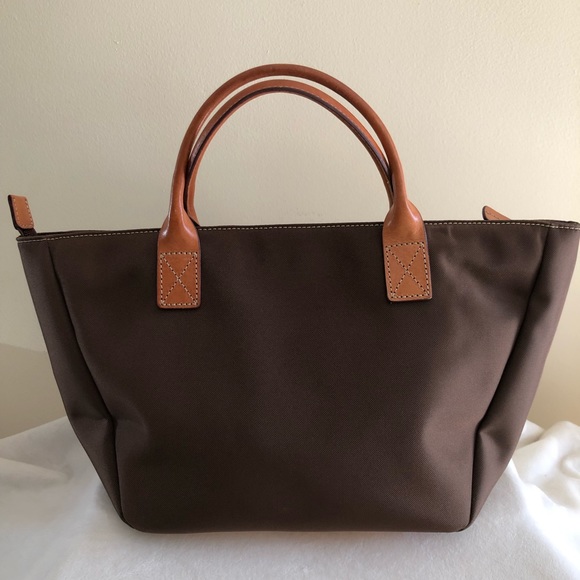 Lands' End Handbags - NWOT LANDS’ END NYLON /LEATHER HAND BAG